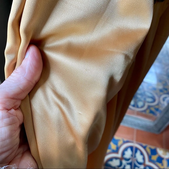 Tony Bowls gown - Picture 11 of 16